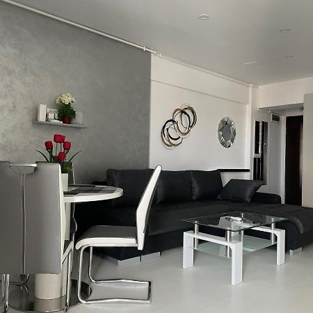 Luxury Westpark 2-Room Apartment Lakeview W5 Bukareszt Zewnętrze zdjęcie