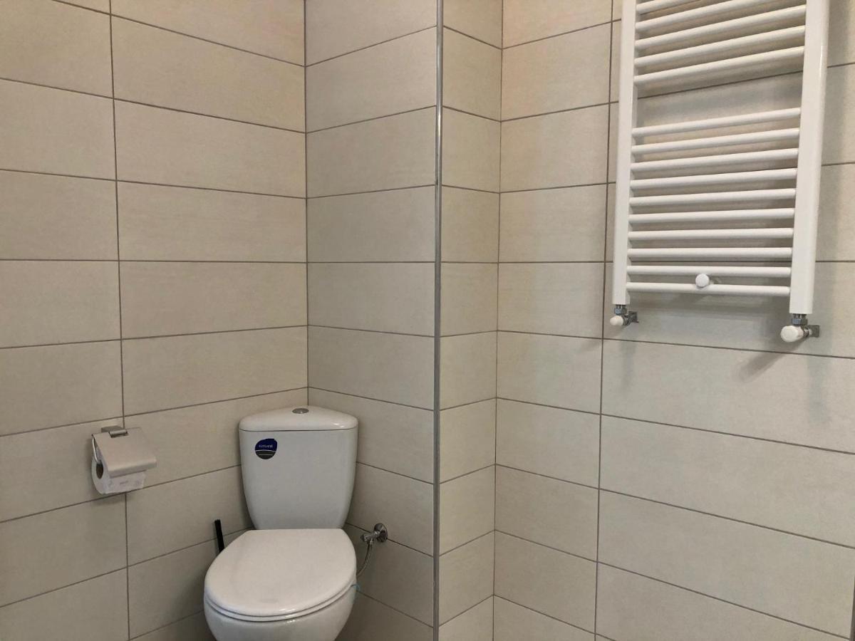 Luxury Westpark 2-Room Apartment Lakeview W5 Bukareszt Zewnętrze zdjęcie