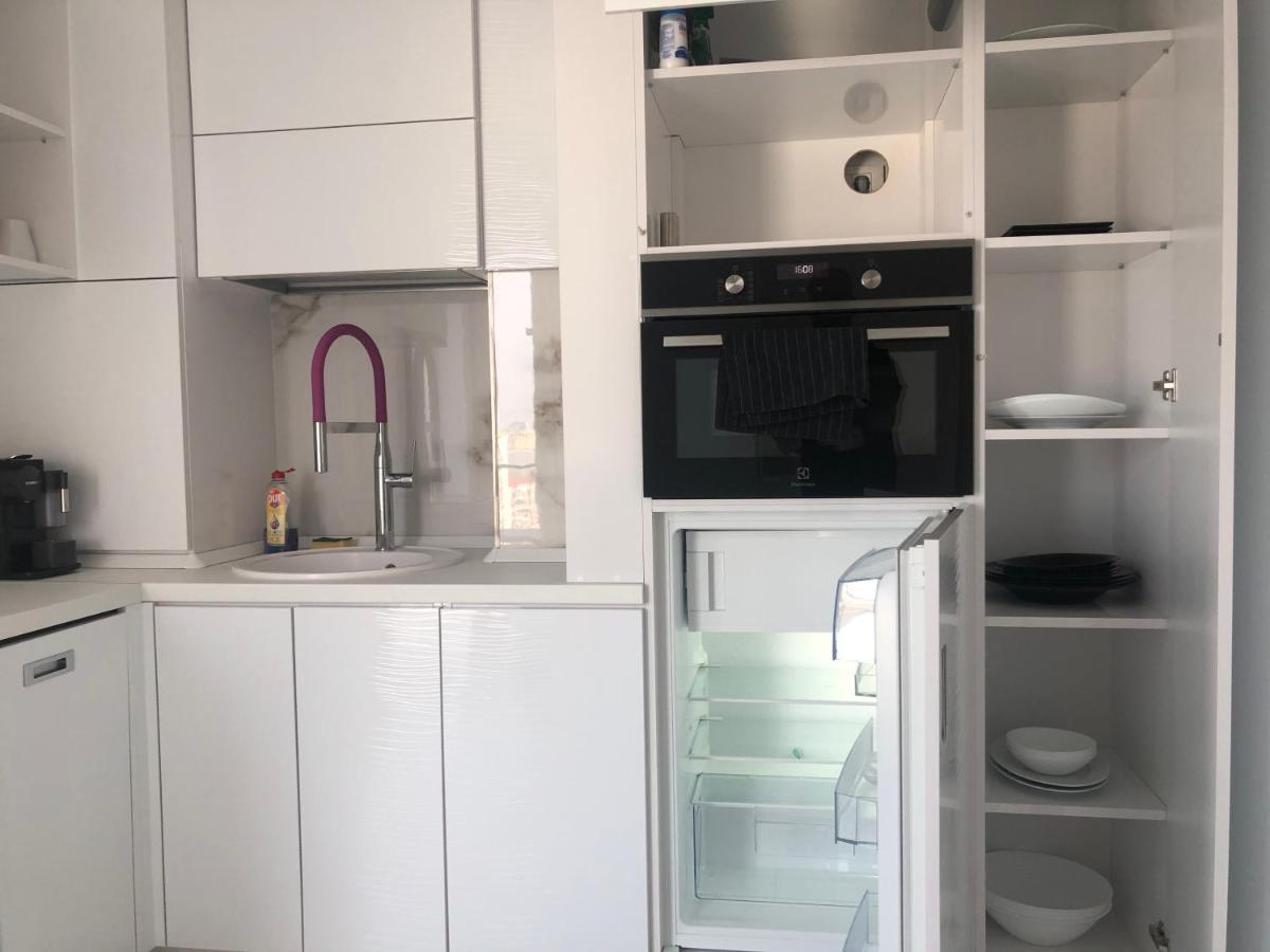 Luxury Westpark 2-Room Apartment Lakeview W5 Bukareszt Zewnętrze zdjęcie